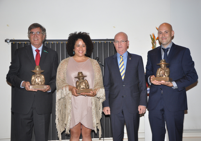 Tania Kross, Randal Corsen i Carel de Haseth a gana  Premio Boeli van Leeuwen 2013