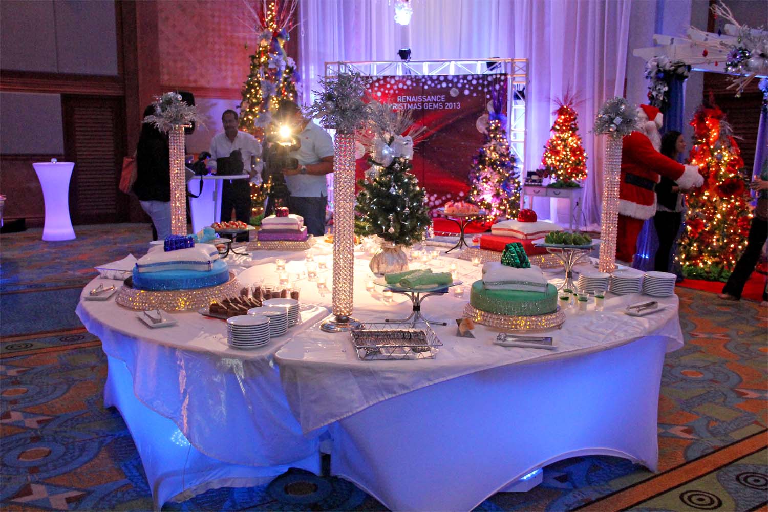 Renaissance Convention Center ta presenta su “Christmas Gems 2013 Dinner and Dance Party”