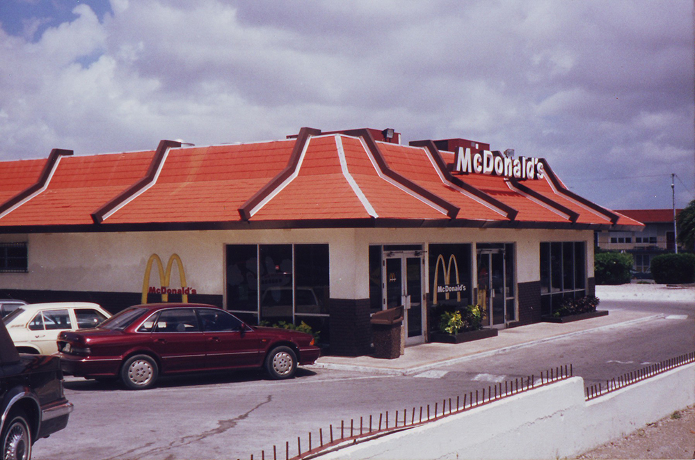 Arcos Dorados ta selebra 40 aña McDonald’s na Kòrsou