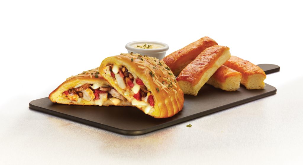 Pizza Hut ta introdusí ‘Calzone’ riba e  menú pa tra’i mèrdia den su ‘HutCombo’