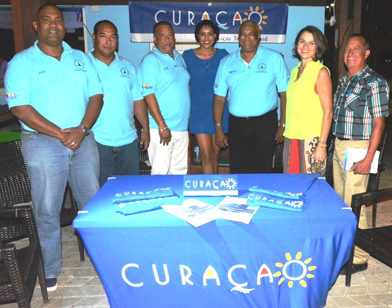 ‘Curaçao International Drag Fest 2015’ promové na Aruba