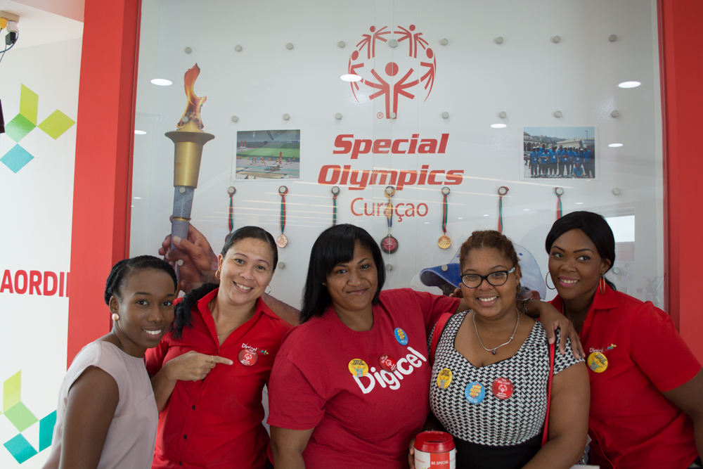 Digicel ta yuda Special Olympics Curaçao rekoudá fondo pa nan partisipashon na weganan olímpiko den Yüli próksimo