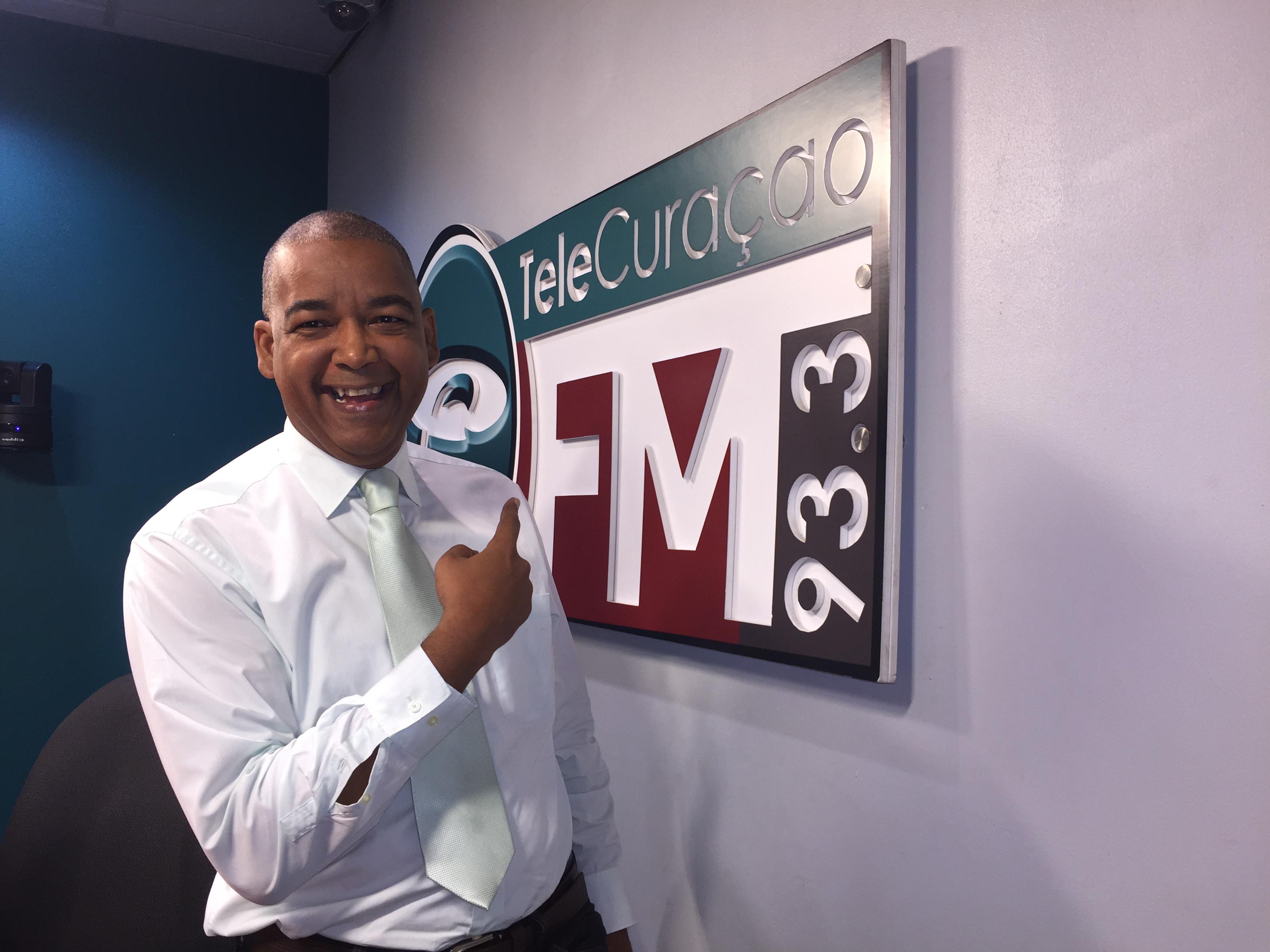 Morgan Isenia ta start ku reto nobo riba TeleCuraçao 93.3 FM!