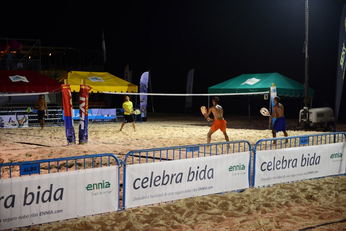 Ennia ta orguyoso di a sostene Beach Tennis Aruba Open 2015
