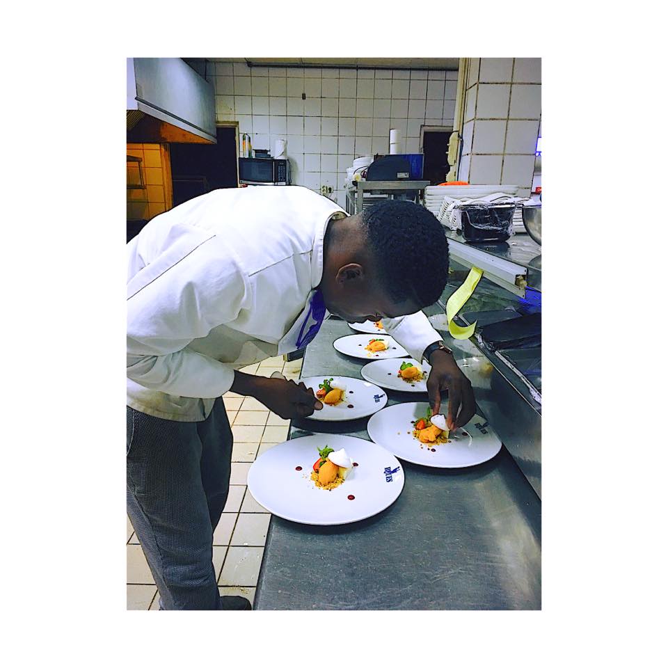 “Sea inspirá pa CHATA su promé Junior Chef partisipante pa e kompetenshanan kulinario, Shurrendall Cijntje!”