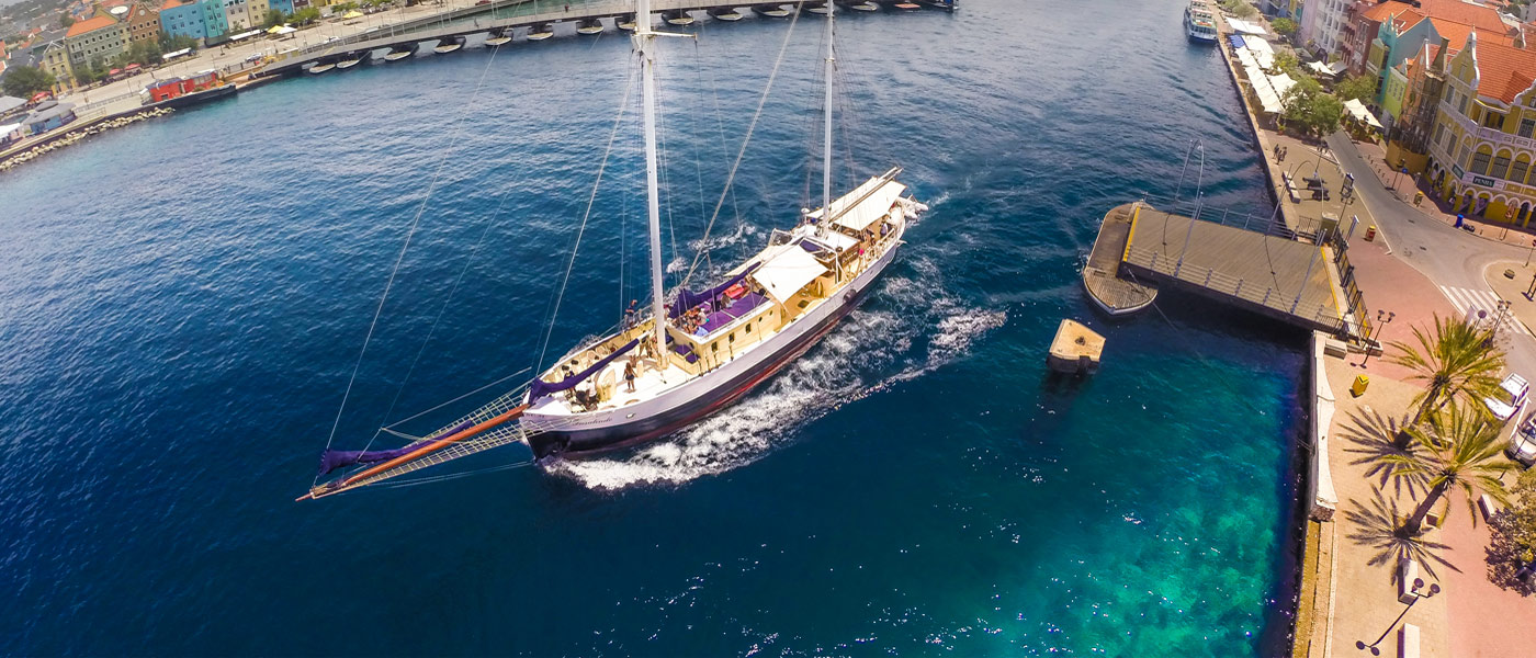 Nieuw ambitieus team voor de ‘Old Lady’ Insulinde Sailing Yacht