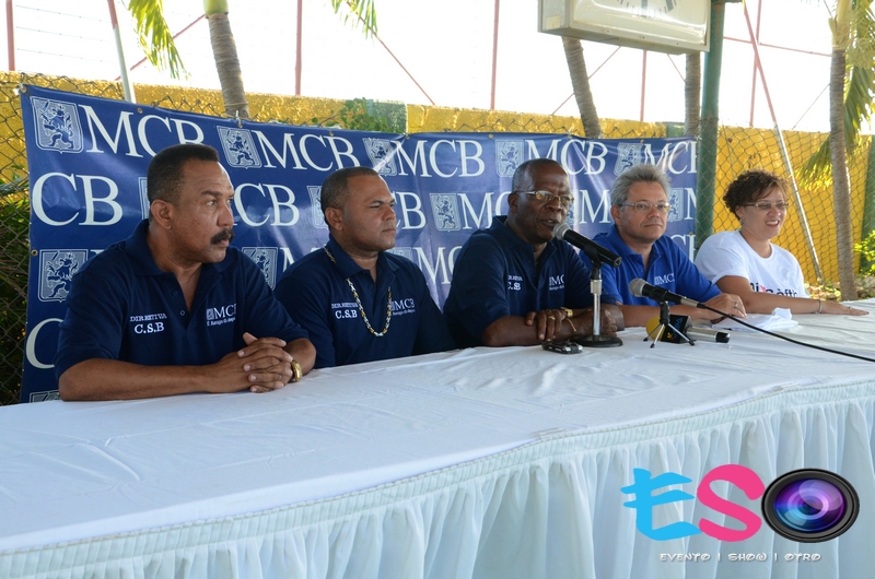 Maduro & Curiel’s Bank awor É Amigu di Sòftbòl Femenino CSB tambe!