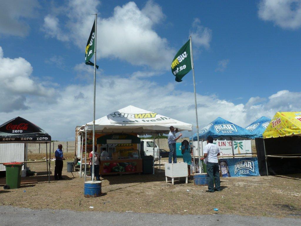 Subway tin su stènt durante Festival di Tumba i ta klá pa ofresébo e sèntwichnan ku semper bo a gusta!