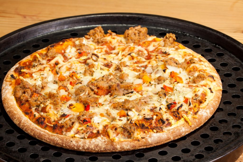 Selebrá Dia di Bandera …Pizza Hut Ta selebrá 30 aña bandera di Kòrsou ku promoshon di 30 florin…