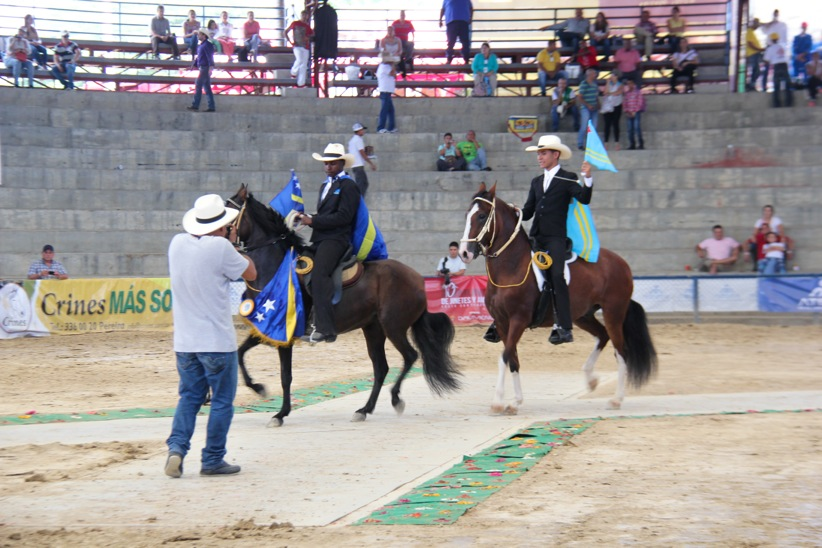 Fundraising pa rekoudá fondo pa partisipá na Interpaso Aruba