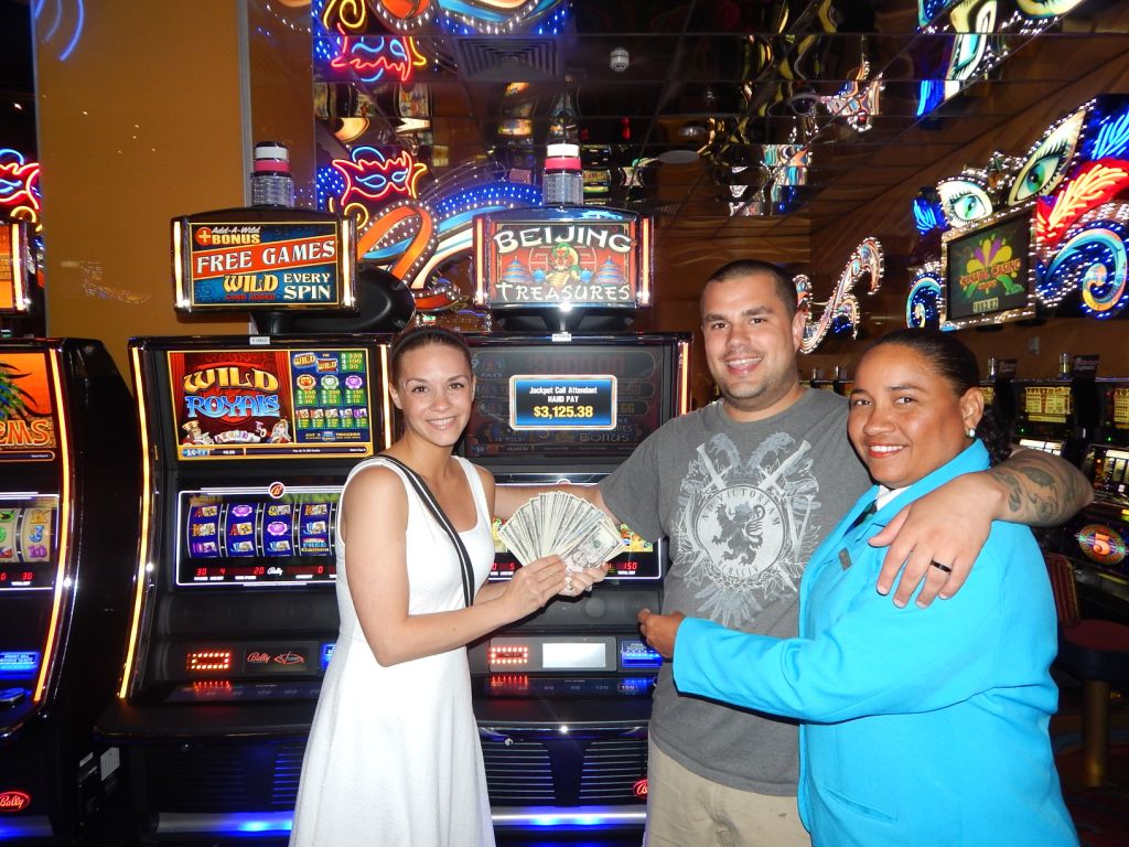 Jackpot di Carnaval Casino a paga $ 3125,38 kèsh!