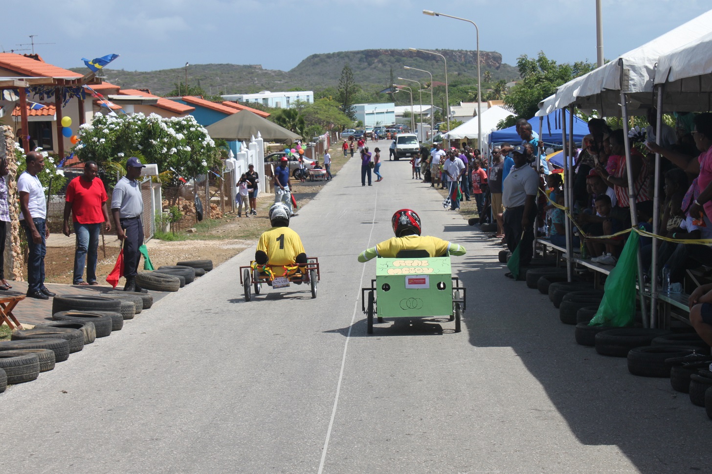 CIBC FIRSTCARIBBEAN TA SOSTENÉ E BON TRADISHON DI KAREDA DI GAROSHI BOU DI HUBENTUT DI BANDA ABOU