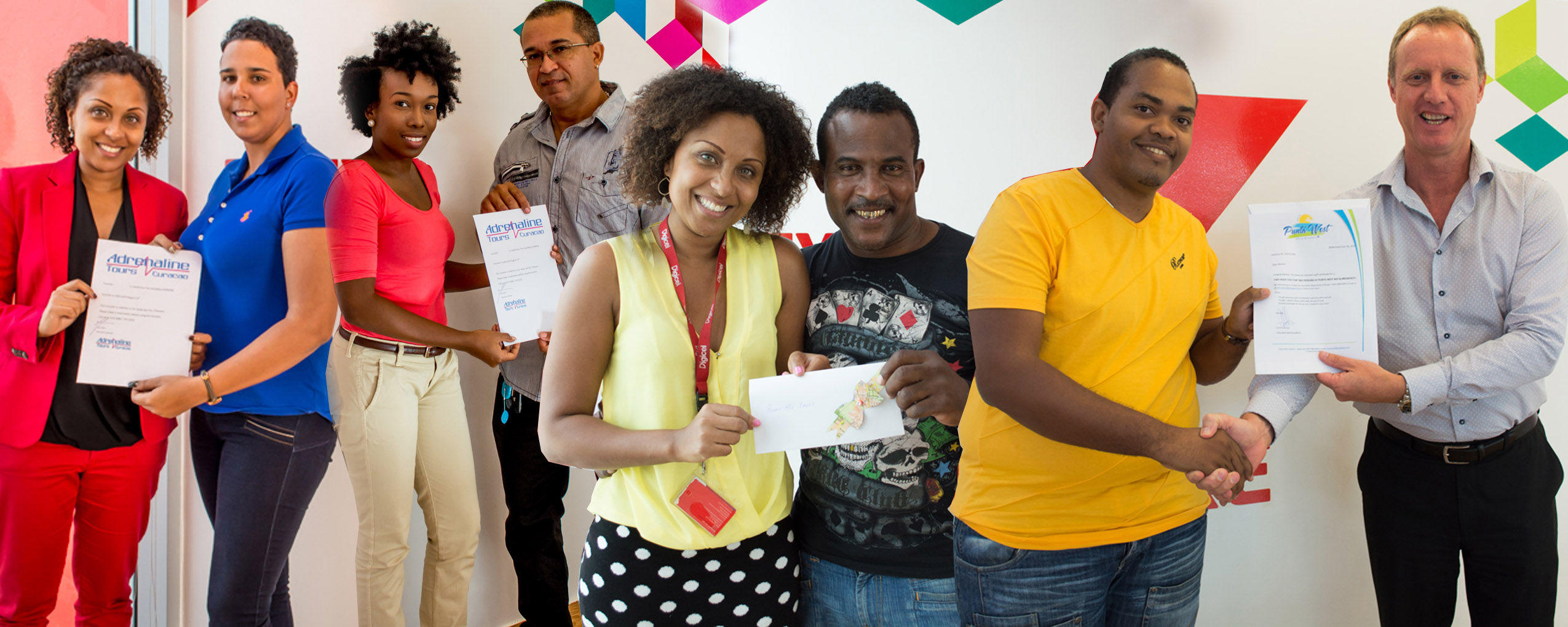 Digicel a regalá tata un trep den helikòpter, riba quad òf jetski