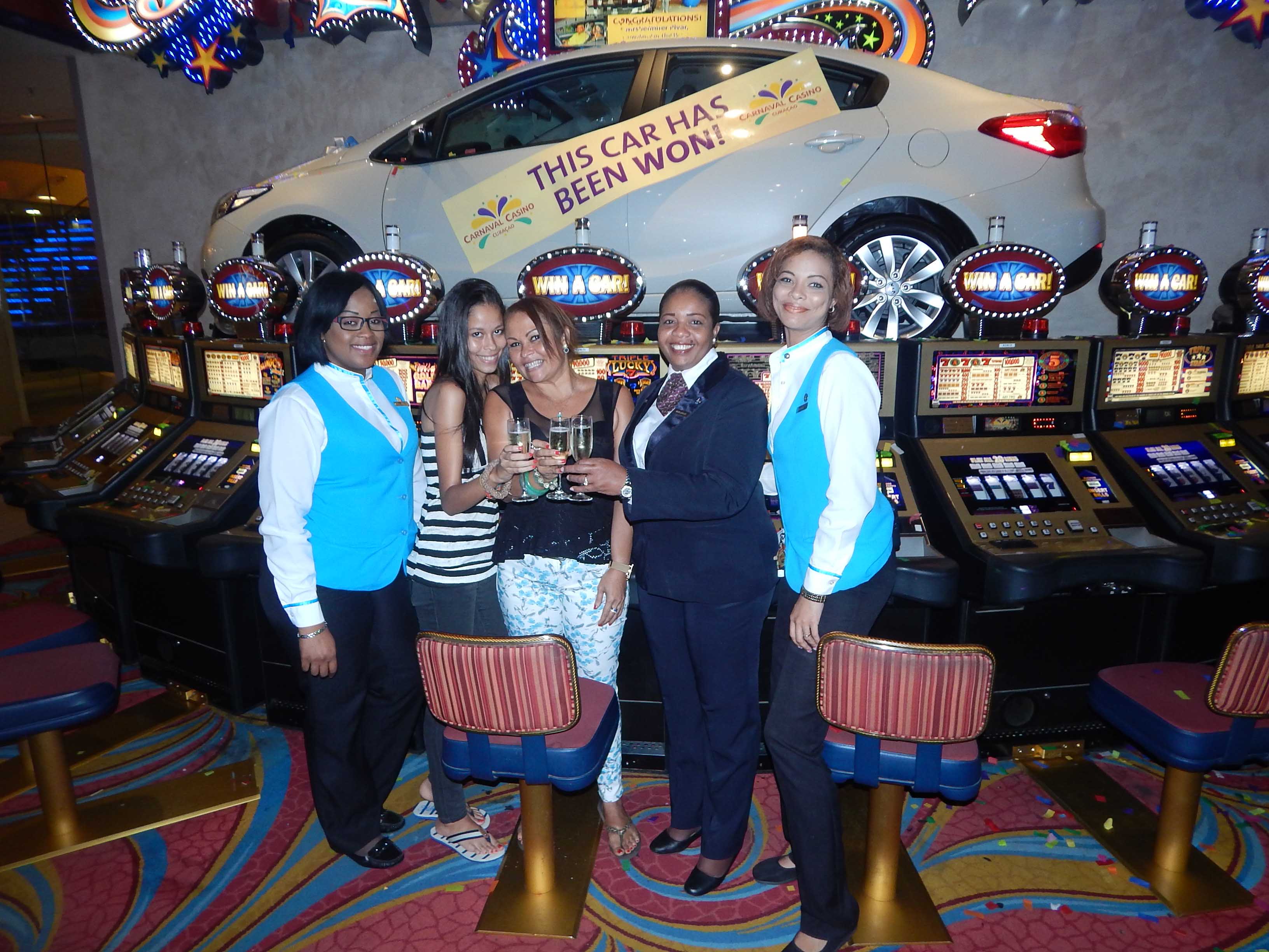 Outo #104 a wòrdu ganá na Carnaval Casino