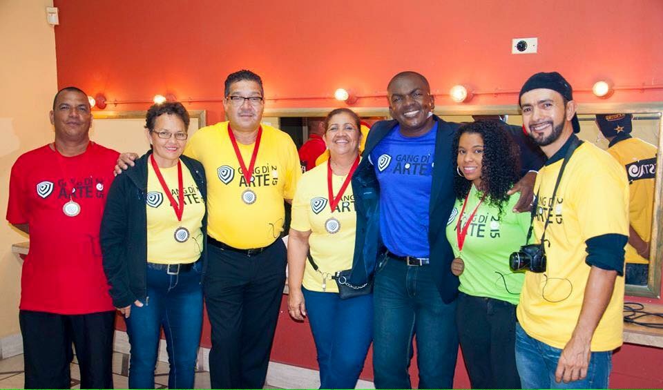 Minister Oduber kier mira Gang di Arte na e siguiente nivel