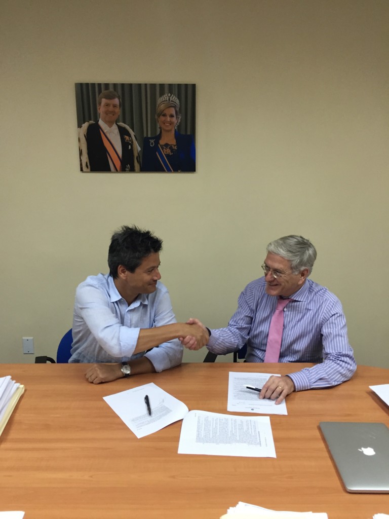2. Ondertekening overname Sepp Koster