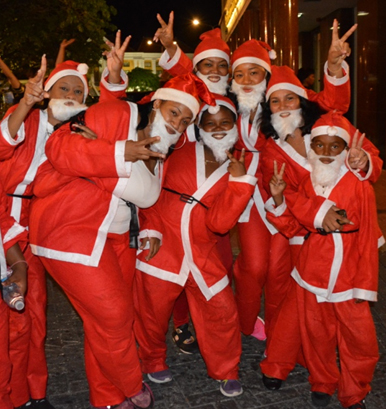 Digicel tambe a forma parti di e promé Santa Run
