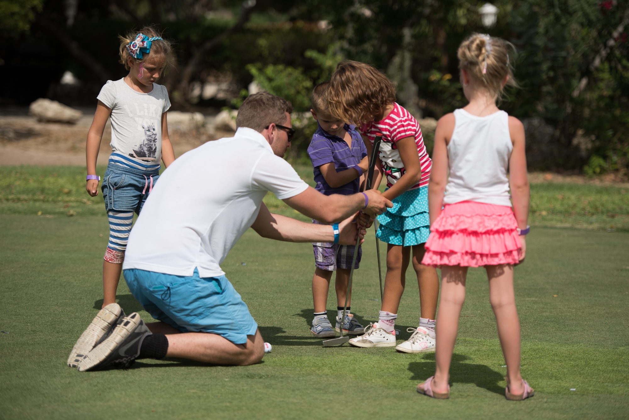 Kids Golf tijdens de MCB Curaçao Masters kids clinic