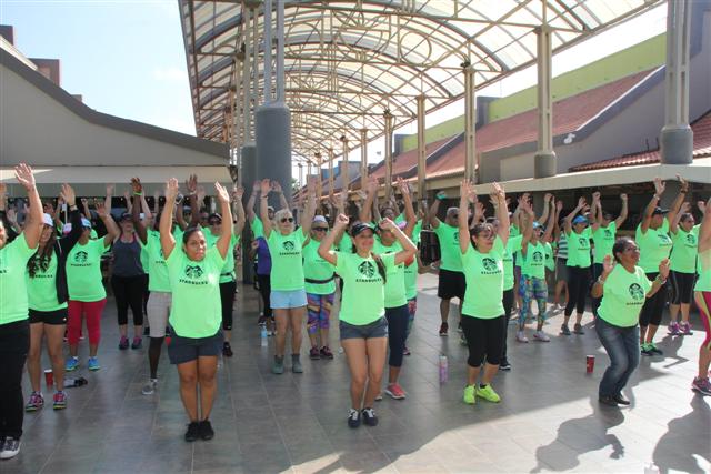 Starbucks lo celebra Global Month of Services  cu Zumbathon dedica na Animal Rights Aruba