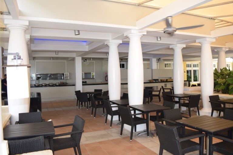 Palm Cafe 3