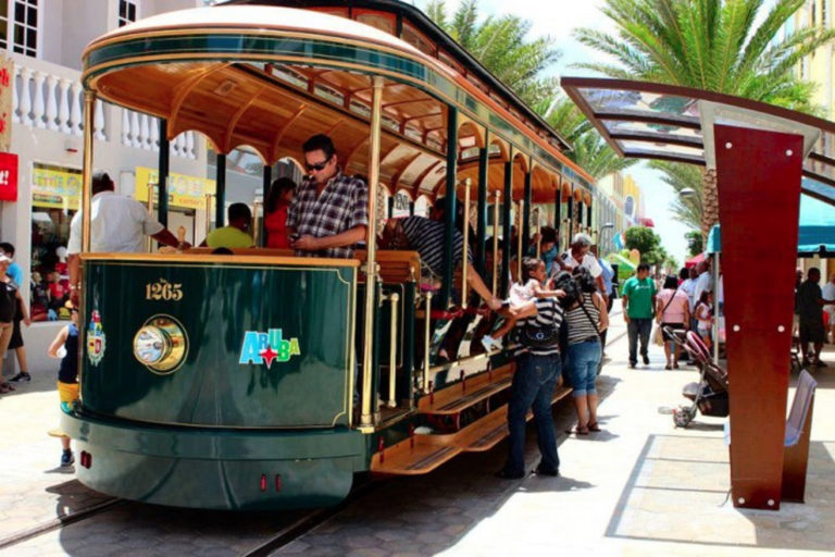 MainstreetTram_54_990x660_201406020214