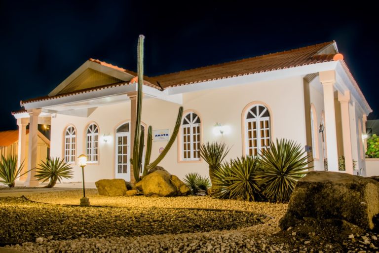 edificio-di-aruba-hotel-and-tourism-association-ahata