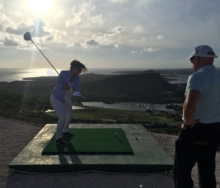 capgolf-on-top-of-the-tafelberg