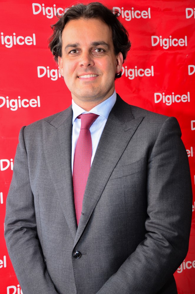 DIGICEL BUSINESS TA LOGRA CAPACITACION DEN SOLUCIONNAN DI CLOUD PA MICROSOFT SMALL AND MIDMARKET