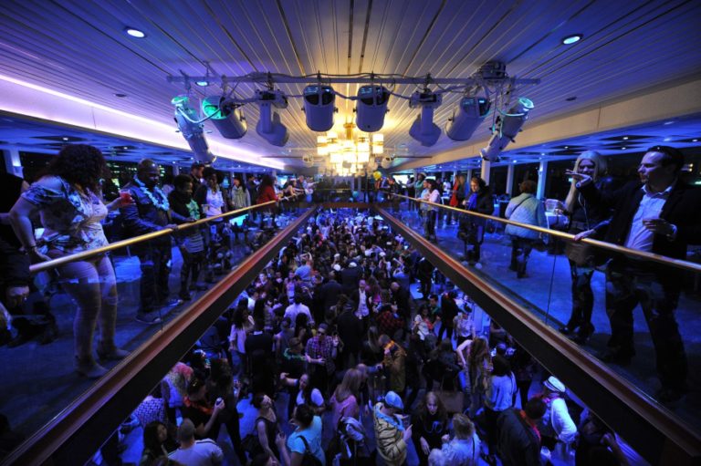 YachtParty1(L)