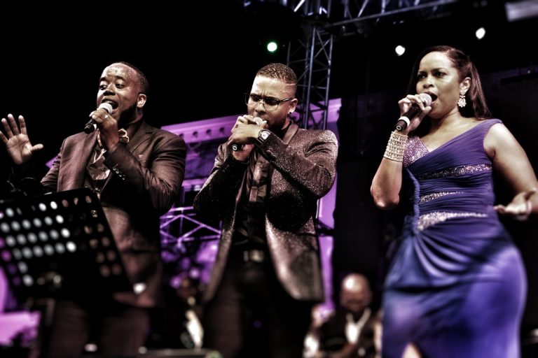 Dreamteam lead vocals Salsa
