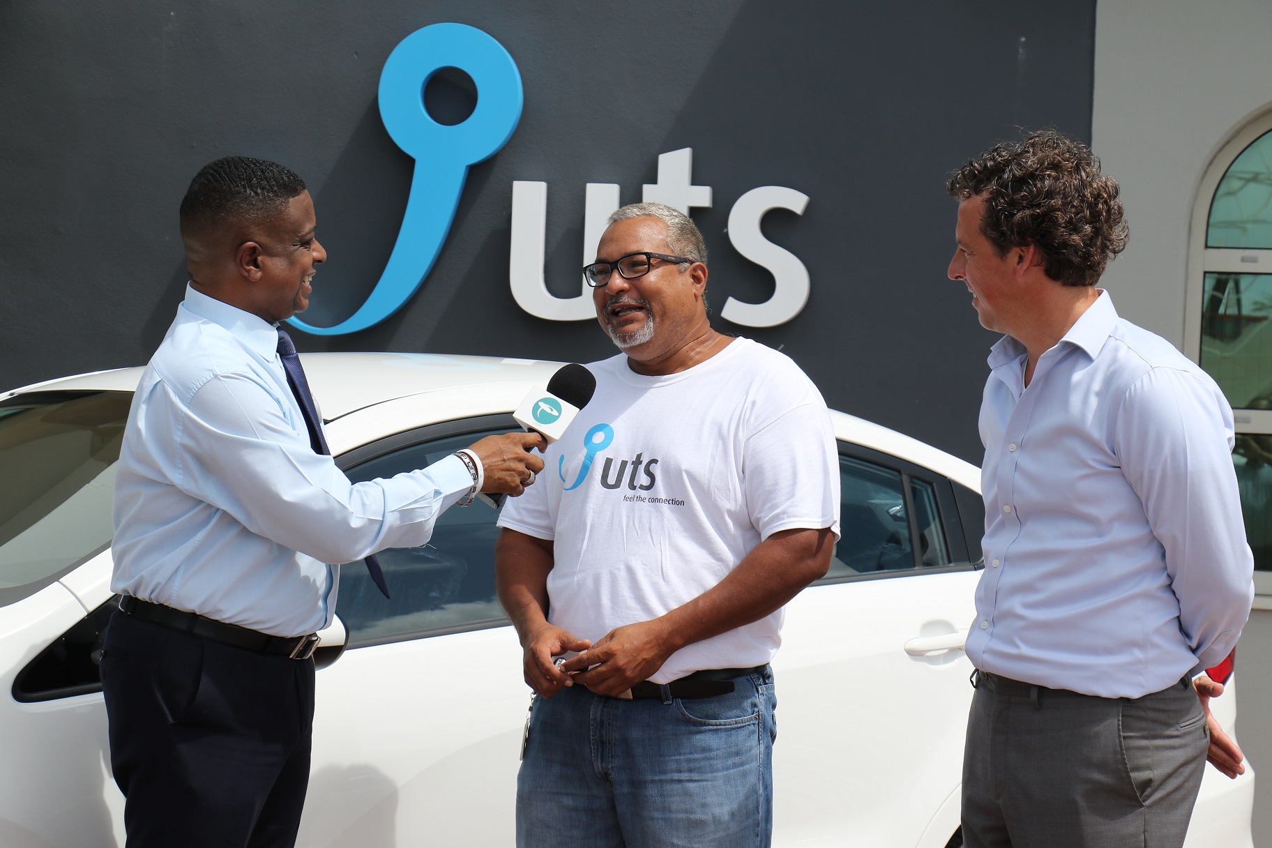 UTS ta hasi entrega di outo na ganadó di Bai’e