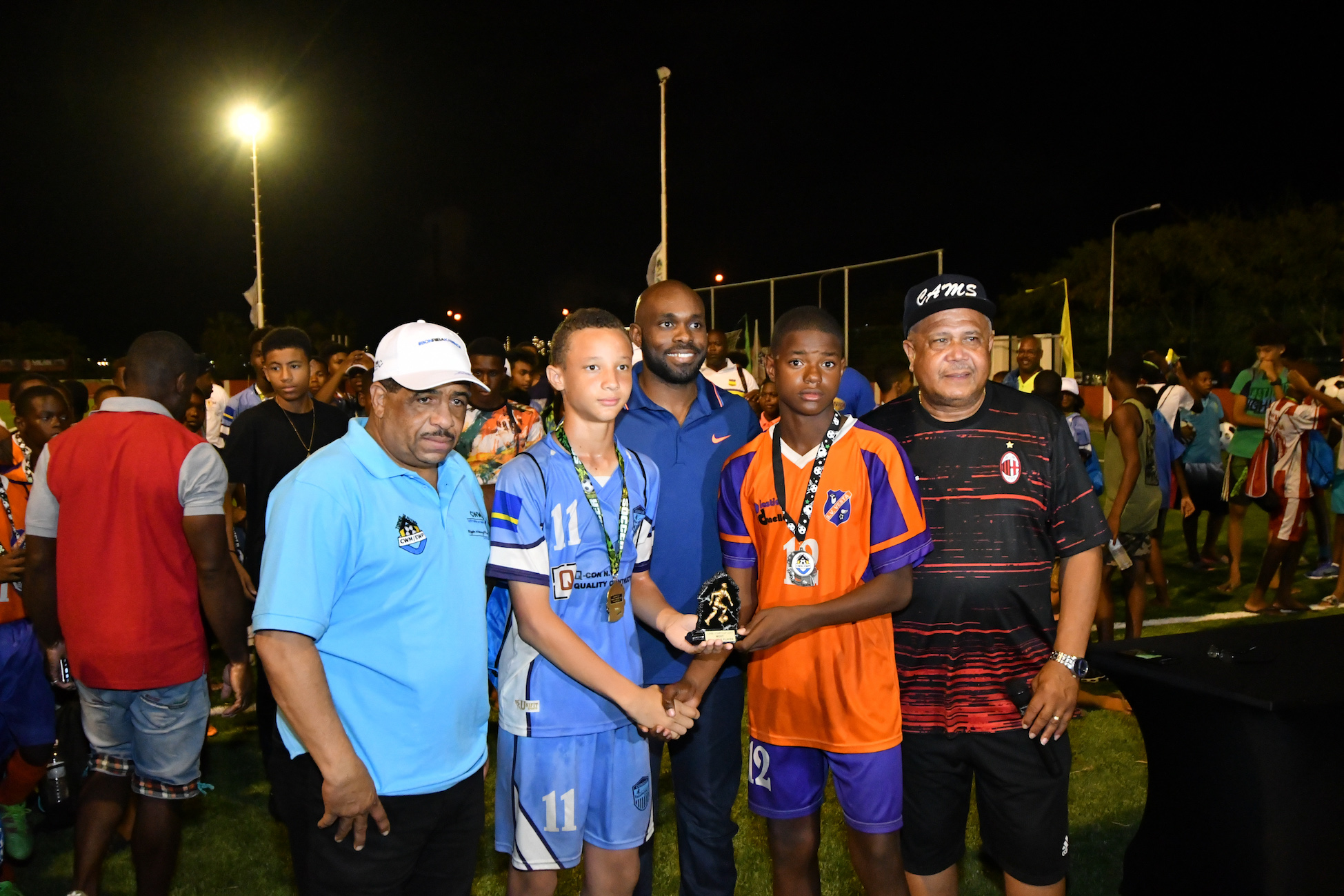 VS EXCELLENCE KAMPION DI TORNEO DI FUTBOL CWM/EWP 2017 U-13