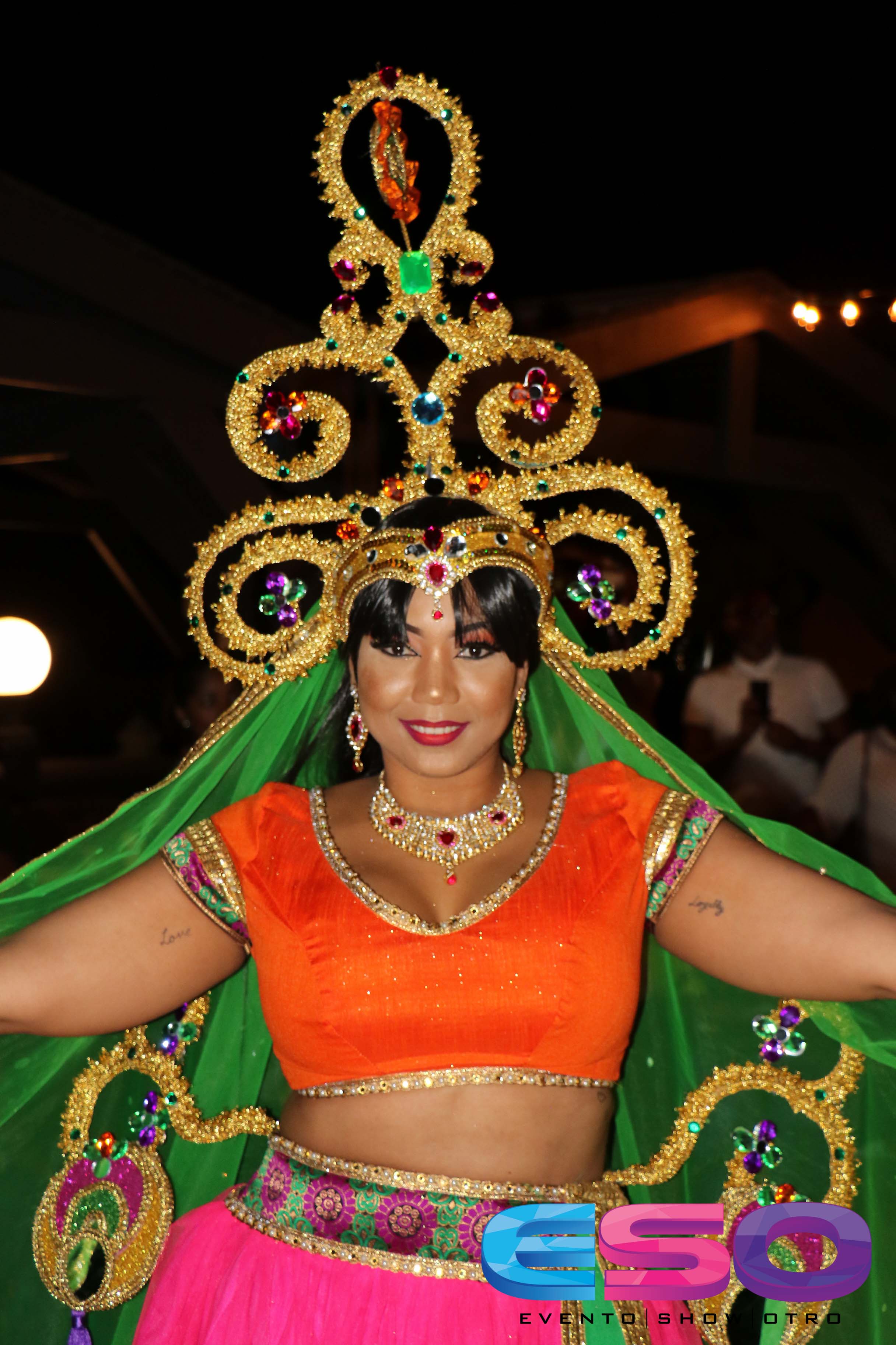 Crazy Diamonds “Namaste India”