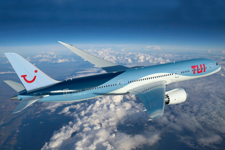 02-tui-b7879-boeing