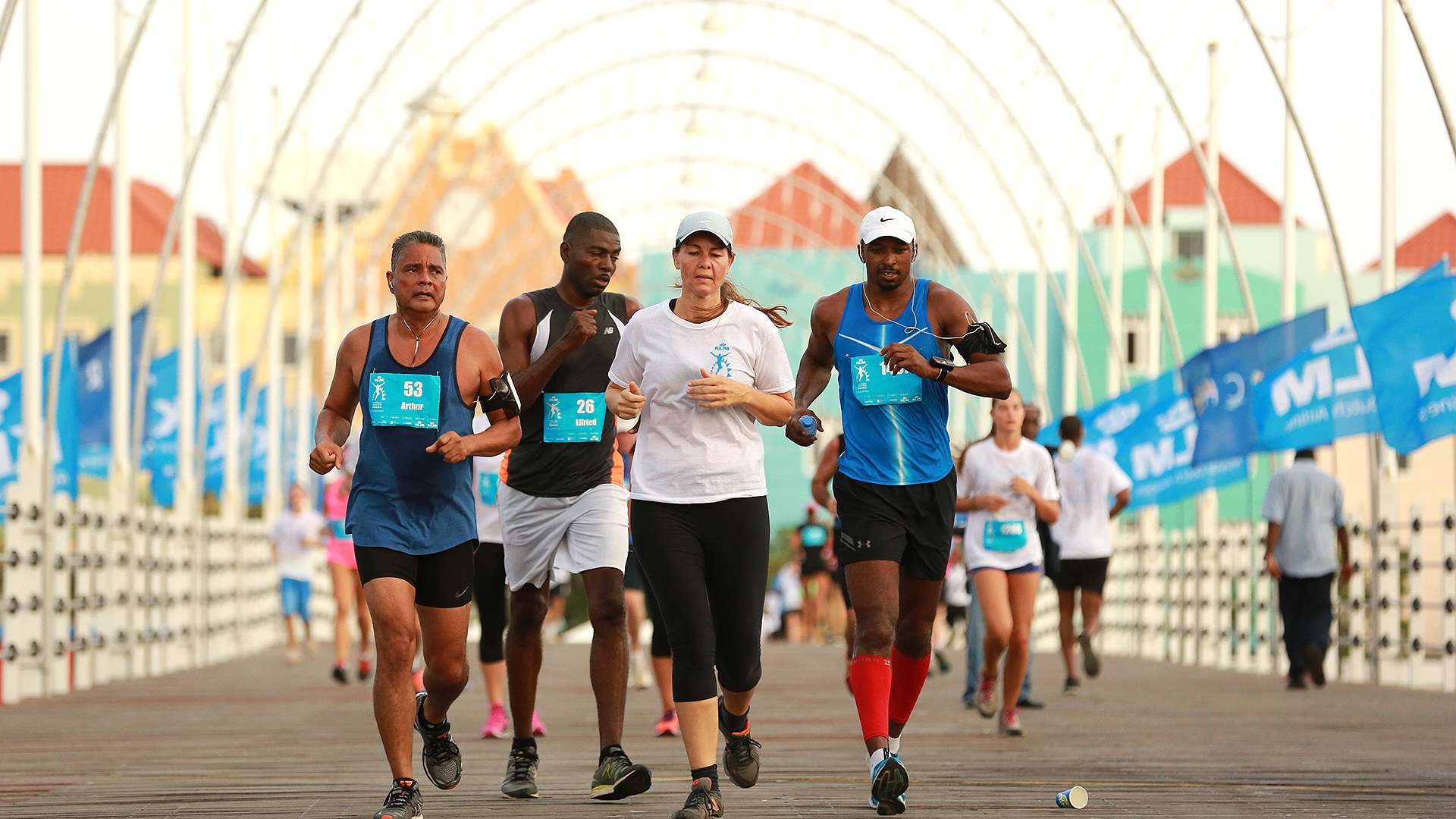 Subway, KFC i Pizza Hut ta invitabo pa inskribí pa KLM Marathon 2017