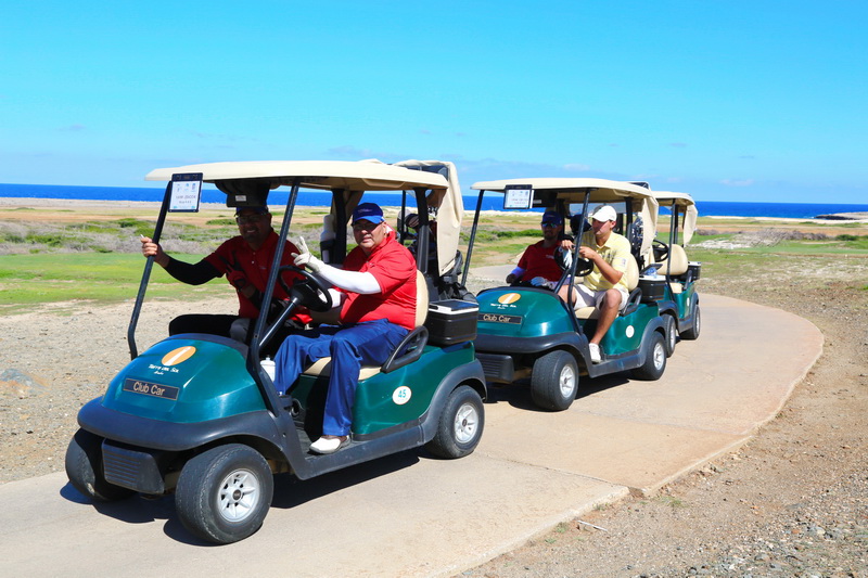 Team di Aruba Bank a participa den Aruba Cup Pro-Am