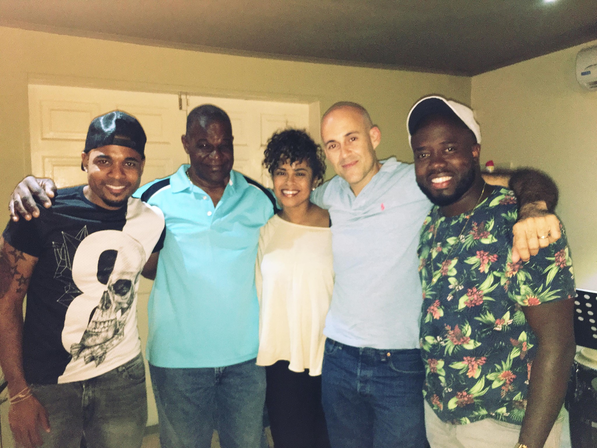 Training di Randal Corsen i Orkesta huntu ku Mr. Saab pa “Bin, Bula’den” di Lions Club