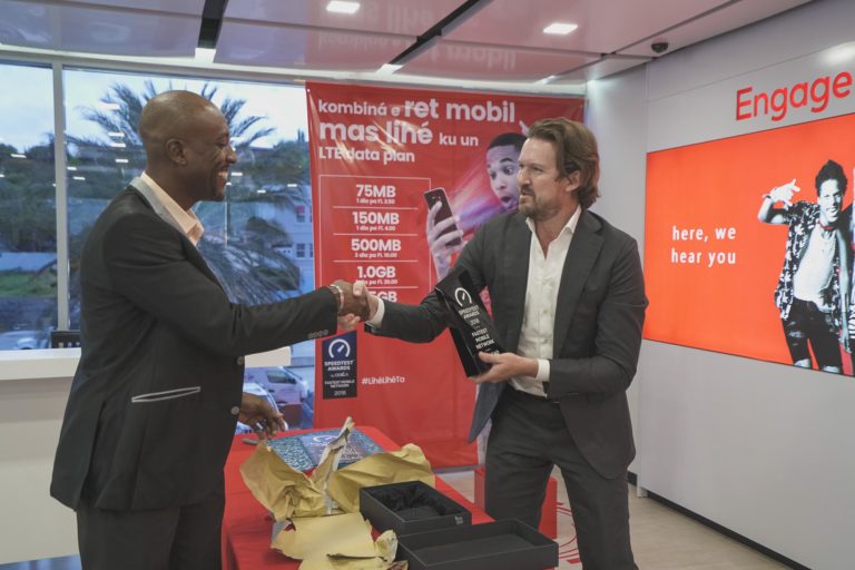 Digicel - Speed Test Award-1