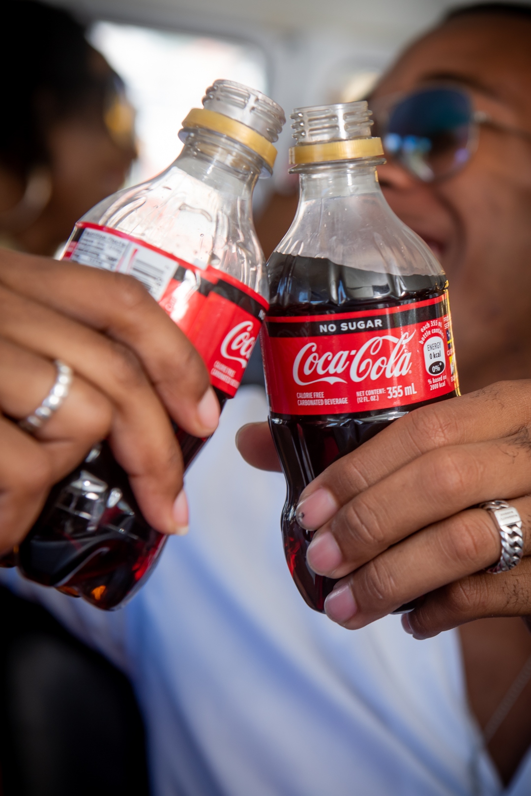 Coca-Cola Curaçao ta lansa ‘bòter chikí’ en grande