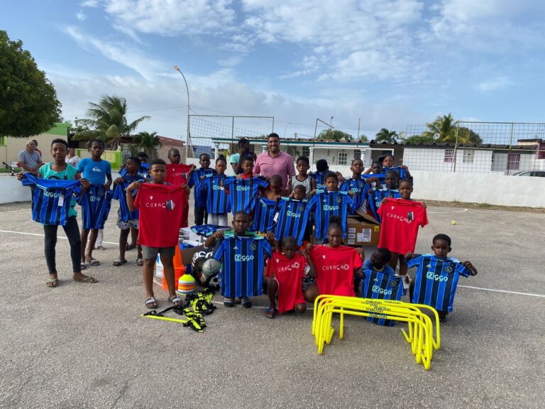 CTB distributes sports materials - Sport Vereniging Hubentut Fortuna clubs L2
