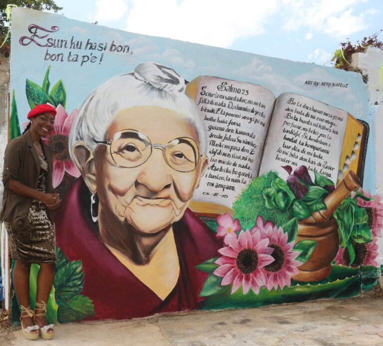 mural Wela Nieuw Nederland-met artist Aemy Nina Feliz-foto Bernadina